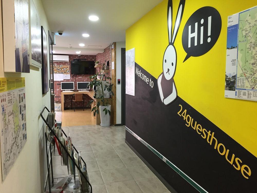 24 Guesthouse Edae Seoul Exterior photo